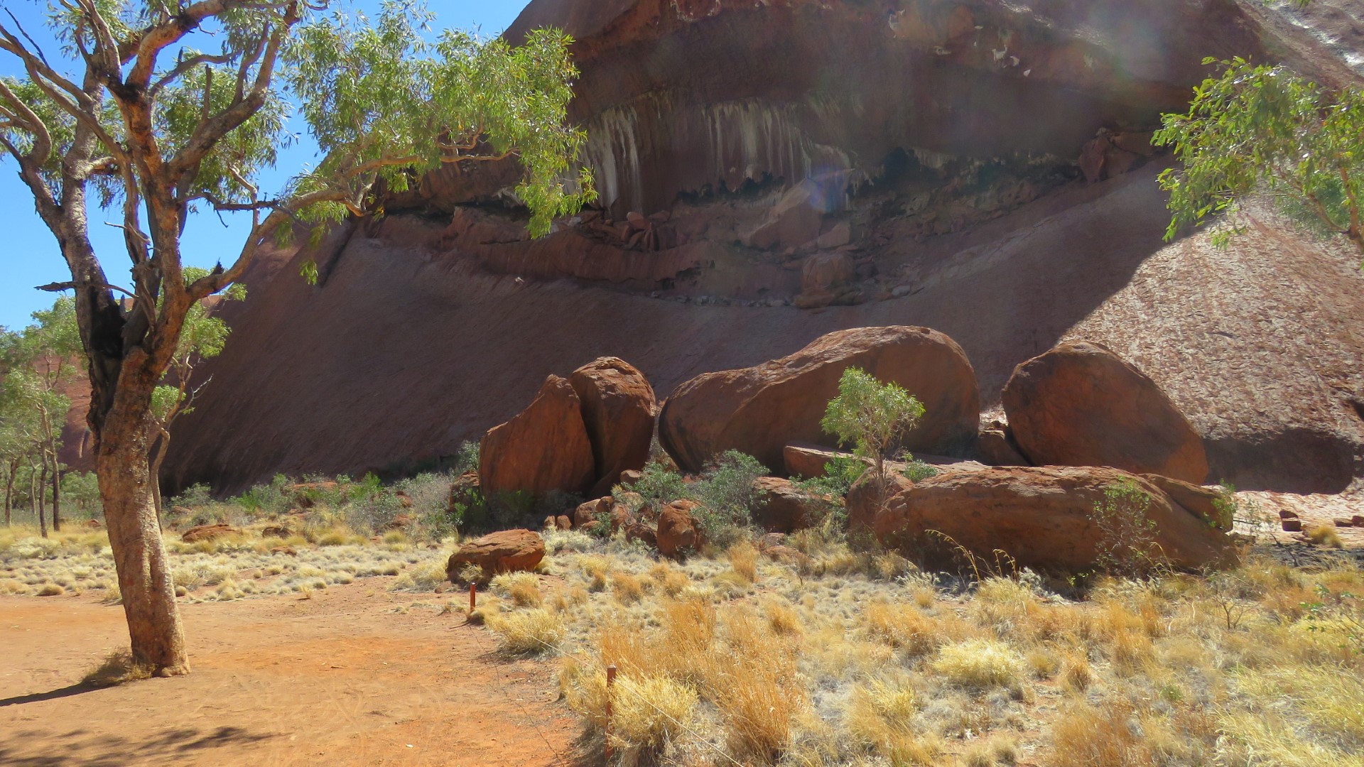 Uluru Base Walk