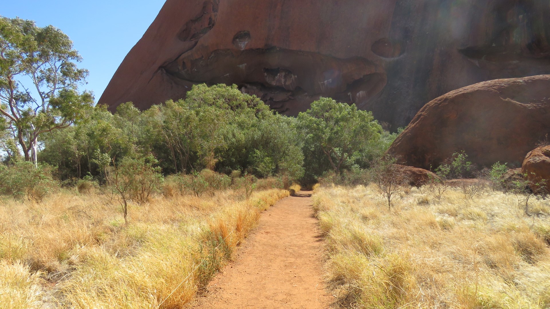 Uluru Base Walk